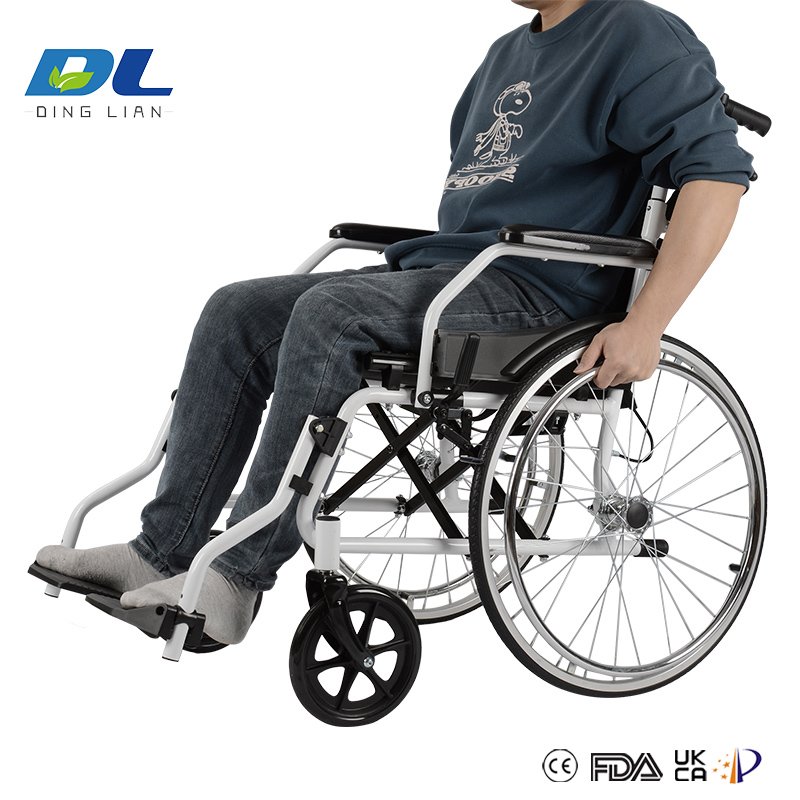 DL-2017B safe mobility wheelchair with reinforced frame for daily use