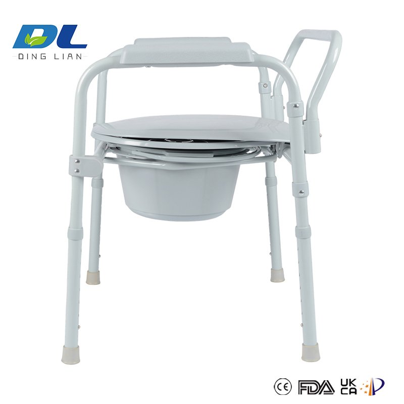 Close-up of adjustable legs on DL-6013 commode chair with rubber feet