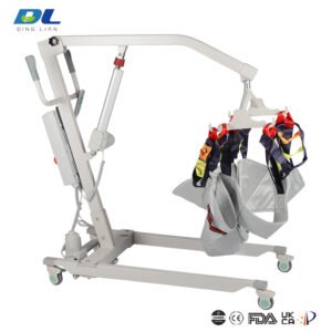 Angled view of DL WGYW05 electric patient lift in care environment
