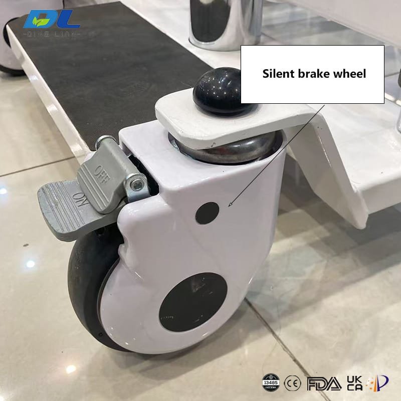Silent brake wheel on DL WGYW03 hydraulic wheelchair for controlled and safe movement