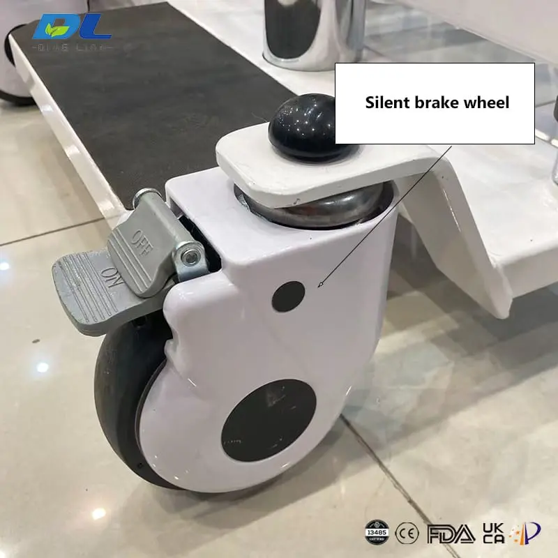 Silent brake wheel on DL WGYW03 hydraulic wheelchair for controlled and safe movement